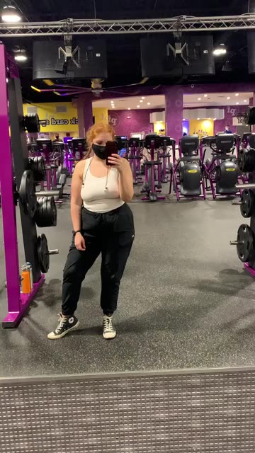 Gym Etiquette Planet Fitness Dress Code Sports Bra Spotlight Snap