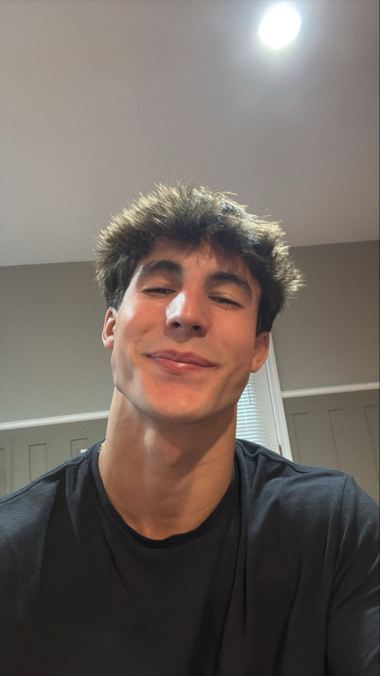 evan_gosz44