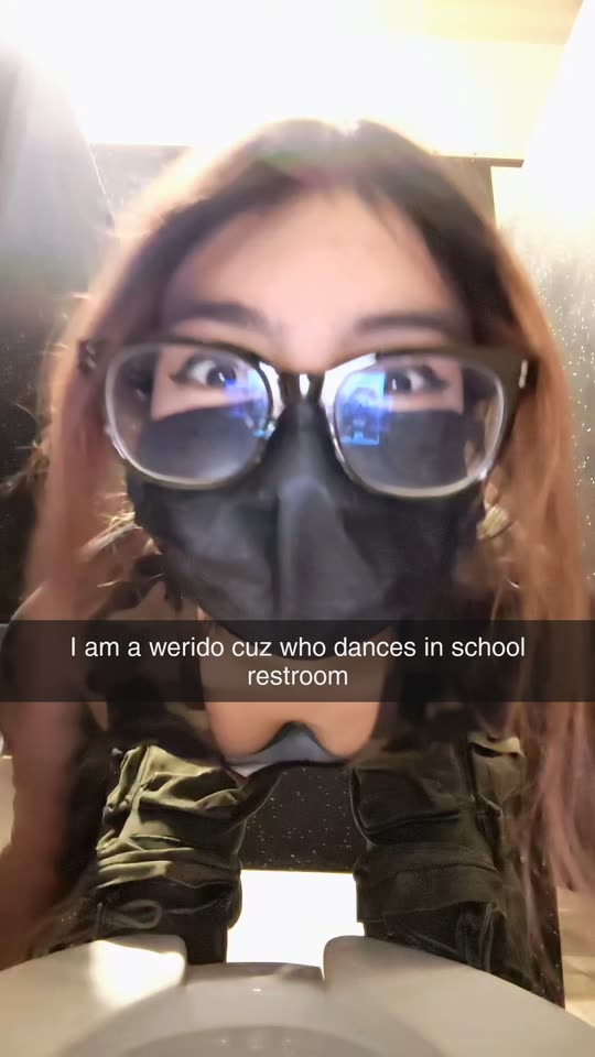 awtinylatina
