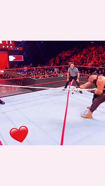 Preview for a Spotlight video that uses the Heart on Screen Lens