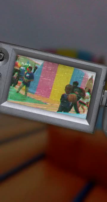 Preview for a Spotlight video that uses the Vintage Camera Screen Lens