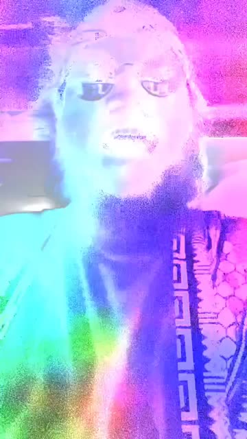 Preview for a Spotlight video that uses the chrome Lens