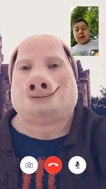 Preview for a Spotlight video that uses the John Pork facetime Lens