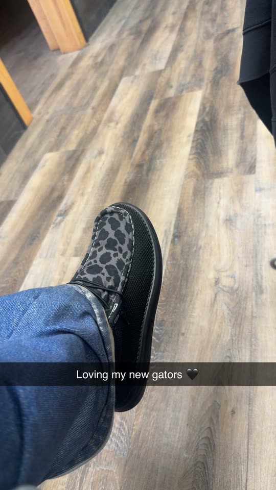 ali.hawk706