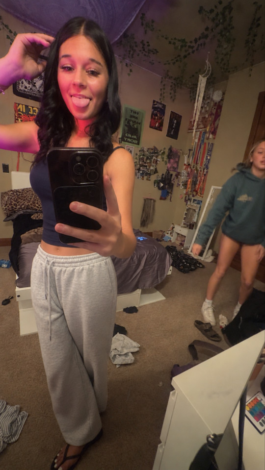 julia_grace31