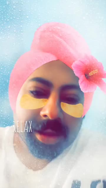 Preview for a Spotlight video that uses the Relax Lens