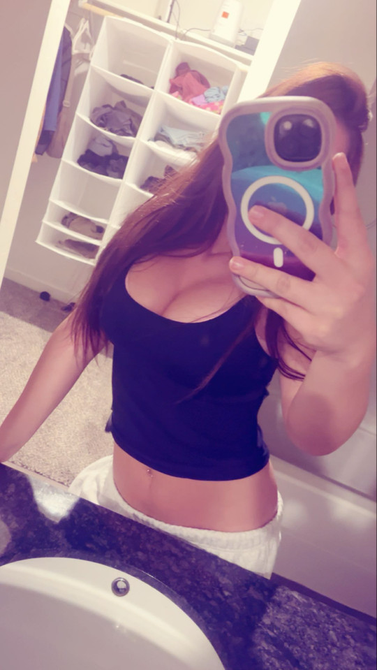 naomi20264466