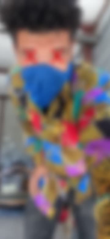 Preview for a Spotlight video that uses the x eyes Lens