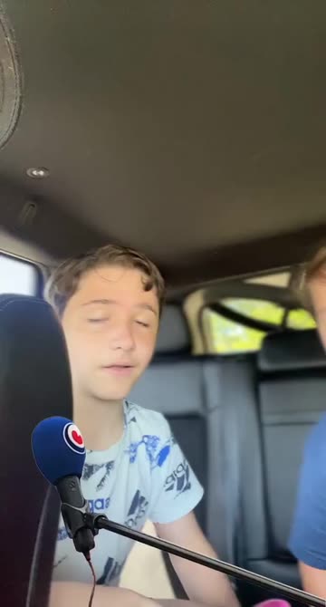 Preview for a Spotlight video that uses the Interview Lens