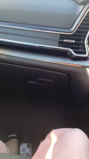 Preview for a Spotlight video that uses the HandPlotter Lens
