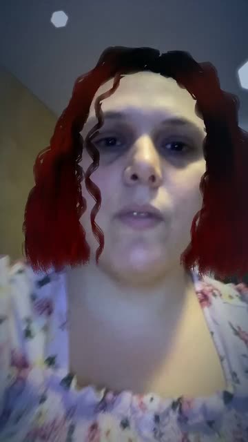 Preview for a Spotlight video that uses the Curly Hair Lens