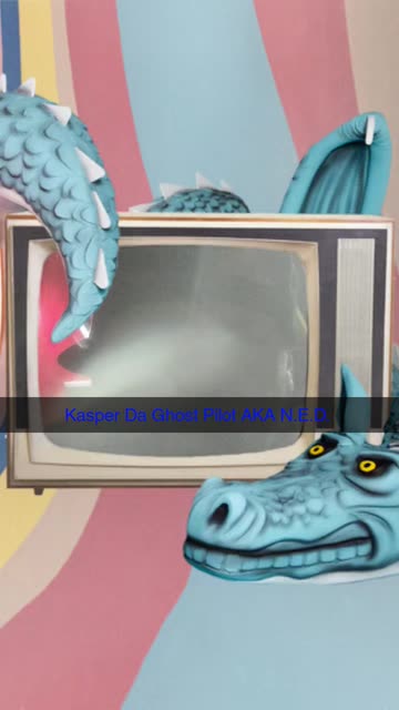 Preview for a Spotlight video that uses the Shy Away Lens