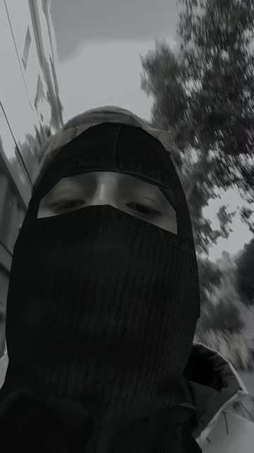 Preview for a Spotlight video that uses the Balaclava Lens