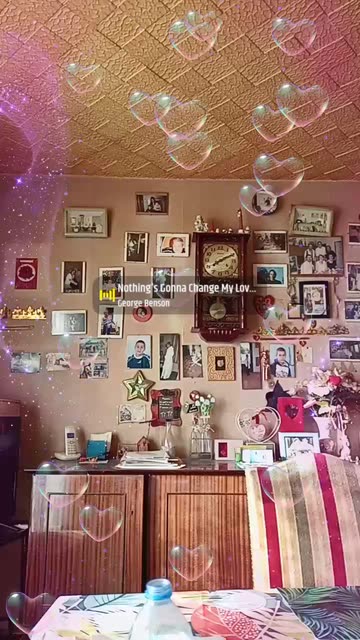 Preview for a Spotlight video that uses the Heart Bubbles Lens