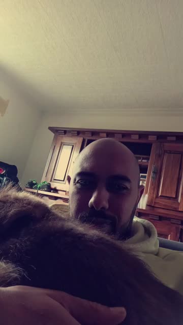 Preview for a Spotlight video that uses the Blue Eyes Lens
