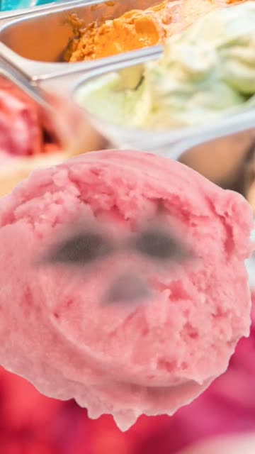 Preview for a Spotlight video that uses the Pink Ice Cream Lens