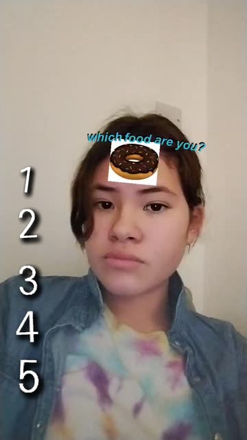 Preview for a Spotlight video that uses the which food are you Lens