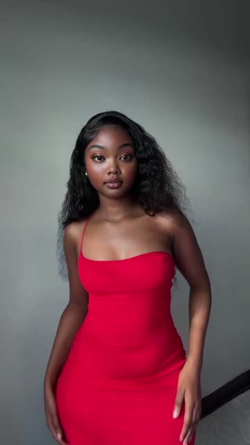 form fitting dresses Prom featuring a sleeveless ruched waist and form How to Pose in a
