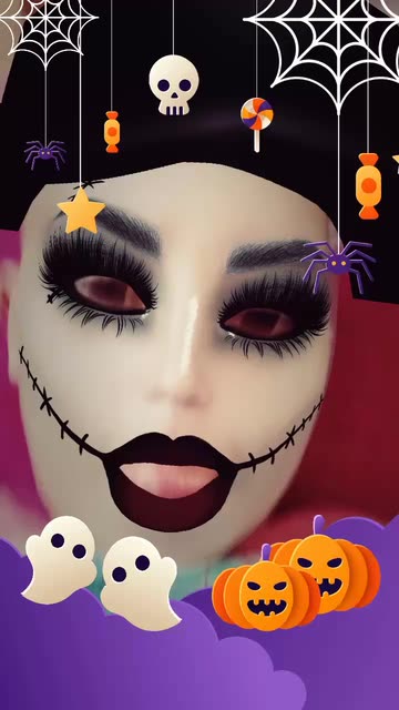 Preview for a Spotlight video that uses the Halloween elements Lens