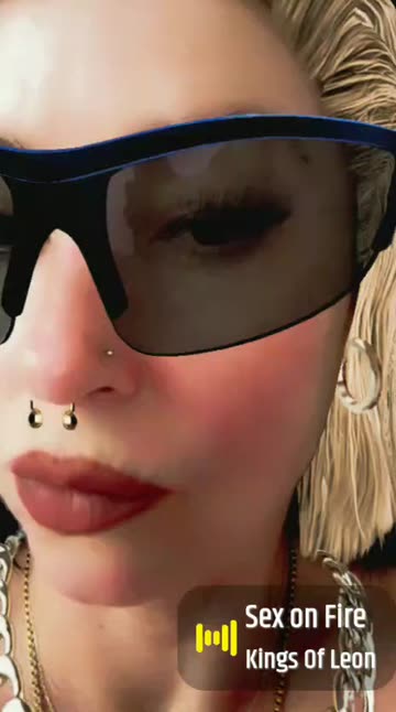 Preview for a Spotlight video that uses the Boss Blonde Look Lens