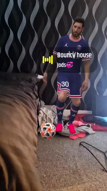 Preview for a Spotlight video that uses the leo messi psg Lens