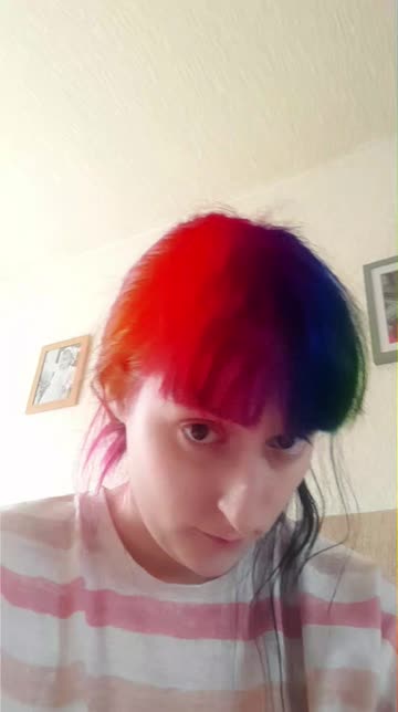 Preview for a Spotlight video that uses the Rainbow Hair Lens