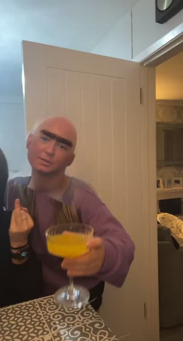 Preview for a Spotlight video that uses the Bald People Lens