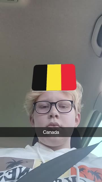 Preview for a Spotlight video that uses the Guess the Flag Lens