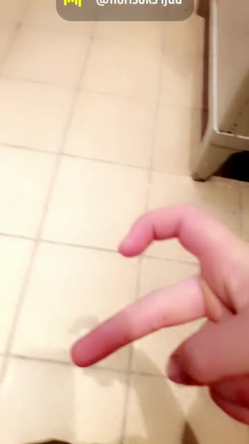 Preview for a Spotlight video that uses the Butterfly Face Lens