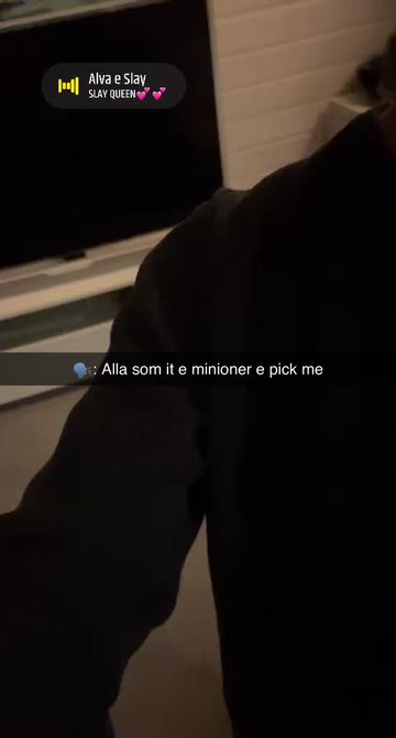 Preview for a Spotlight video that uses the hugeeyes minions Lens