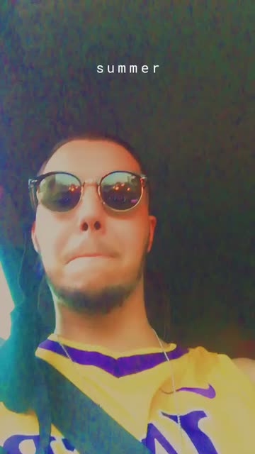 Preview for a Spotlight video that uses the Summer Mood Lens
