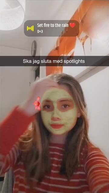 Preview for a Spotlight video that uses the Green Cosmetic Mask Lens