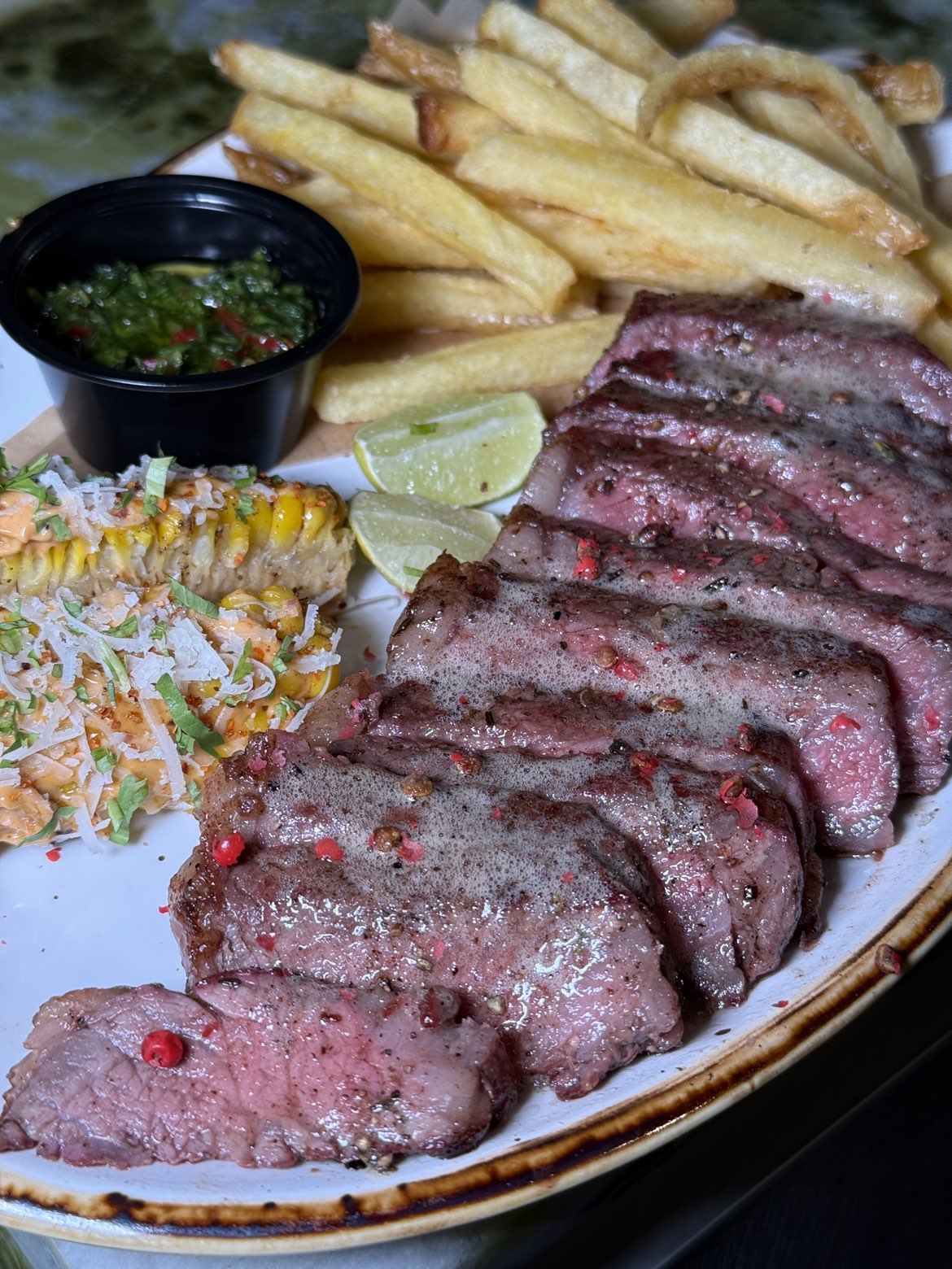 محتوى سناب شات لـ Ahmed Jameel 🍔 🥩 🌮 أحمد جميل