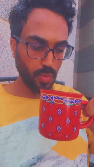 Preview for a Spotlight video that uses the PINKLAMINGO Lens