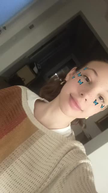 Preview for a Spotlight video that uses the butterfly eyes Lens