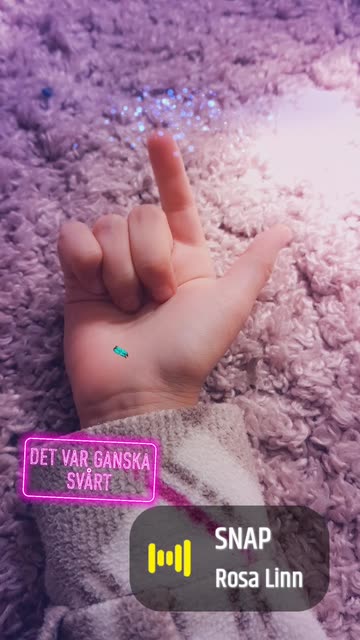 Preview for a Spotlight video that uses the Fingerspell Username Lens