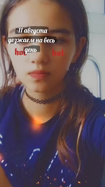Preview for a Spotlight video that uses the Hot Cheeks Lens