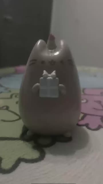 Preview for a Spotlight video that uses the Candy Lens