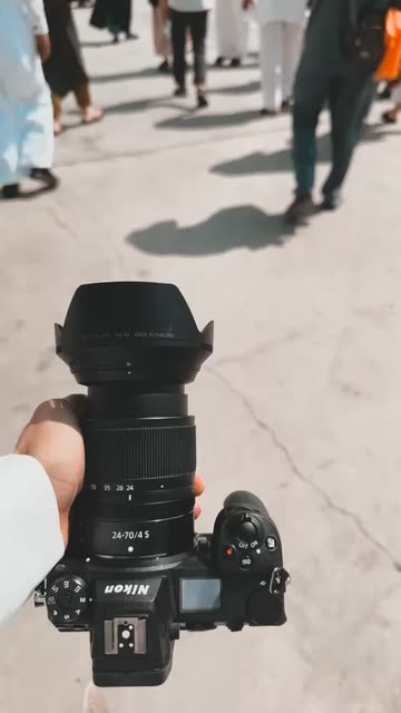 Preview for a Spotlight video that uses the Latte Lens