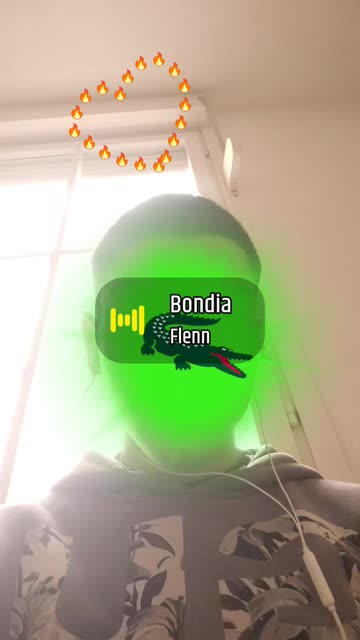 Preview for a Spotlight video that uses the shining face v4 Lens