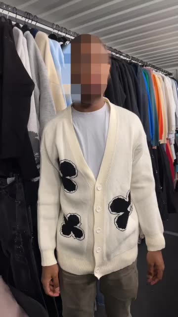 Preview for a Spotlight video that uses the Face Blur Lens