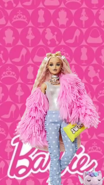 Preview for a Spotlight video that uses the swag barbie Lens