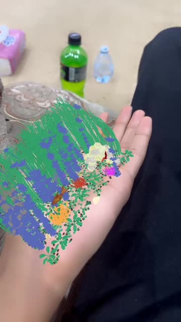 Preview for a Spotlight video that uses the Apuariun Lens