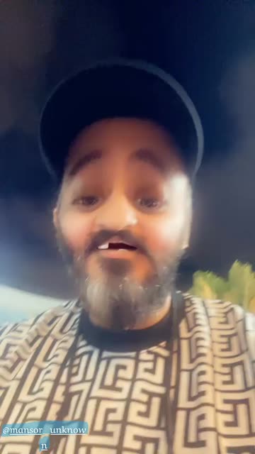 Preview for a Spotlight video that uses the Teeth Lens