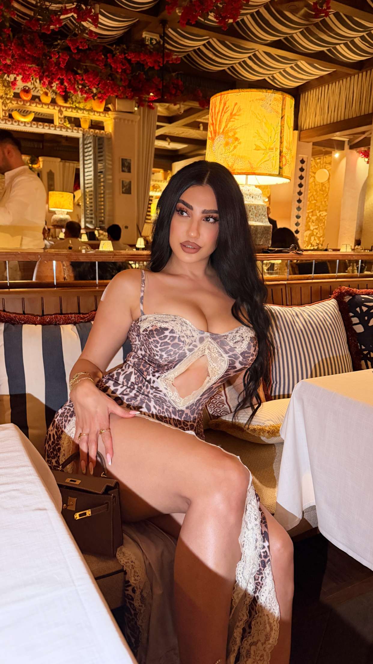 قصة سناب شات للحساب carol.atieh رقم 24