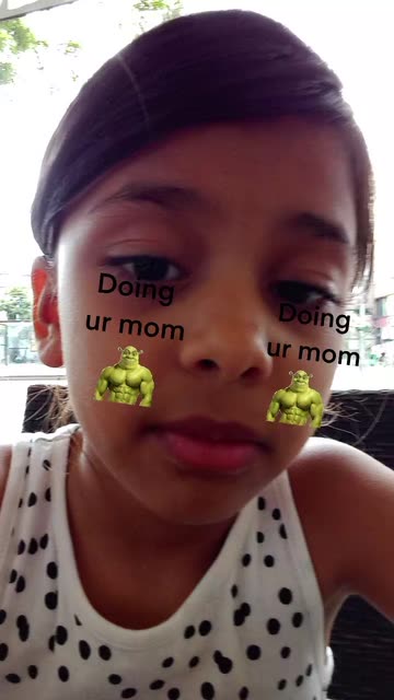 Preview for a Spotlight video that uses the doing ur mom Lens