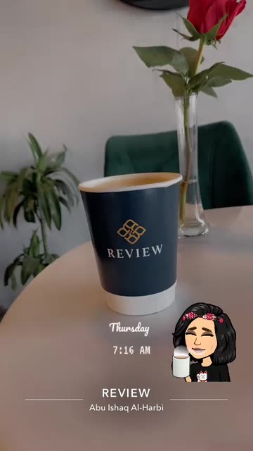 Preview for a Spotlight video that uses the Thursday Lens