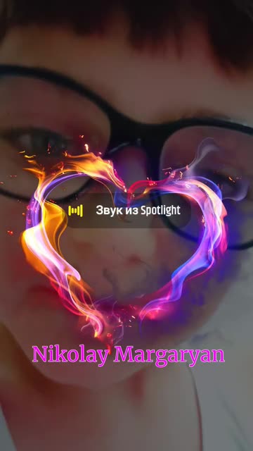 Preview for a Spotlight video that uses the Neon Name Streak Lens