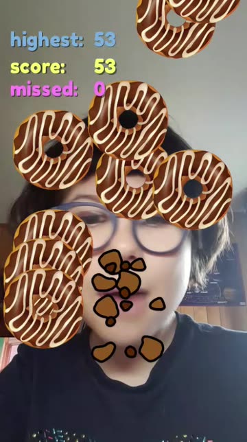 Preview for a Spotlight video that uses the catch donuts Lens