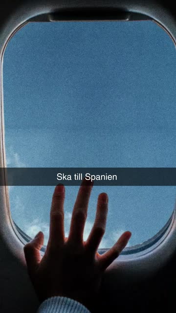 Preview for a Spotlight video that uses the airplane Lens